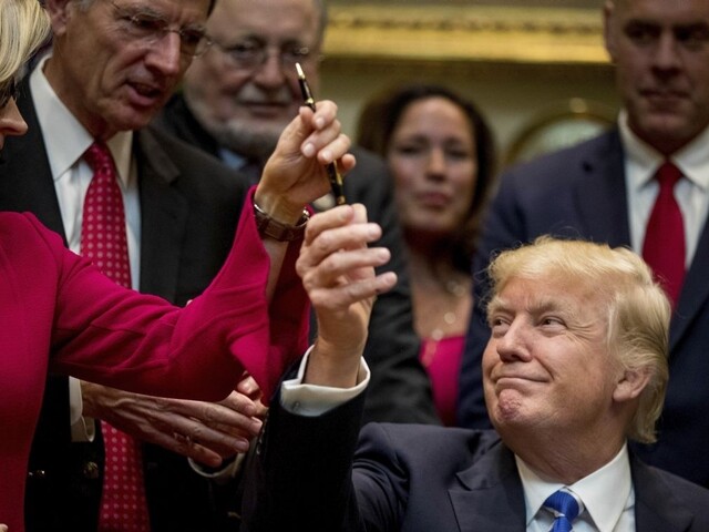 Prezident Trump ide rušiť ekologické opatrenia svojho predchodcu