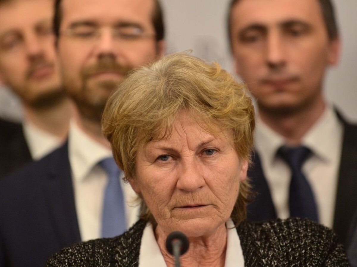 Parlament v prelomovom hlasovaní otvoril cestu k zrušeniu amnestií
