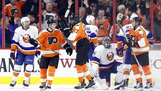 NHL: Halák vychytal víťazstvo Islanders, Hossa strelil víťazný gól