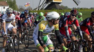 Sagan prvenstvo vo Flámsku po páde neobhájil, triumfoval Gilbert