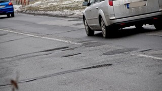 Záujem o poistenie áut a bývania rastie, životné poistky nie sú v kurze