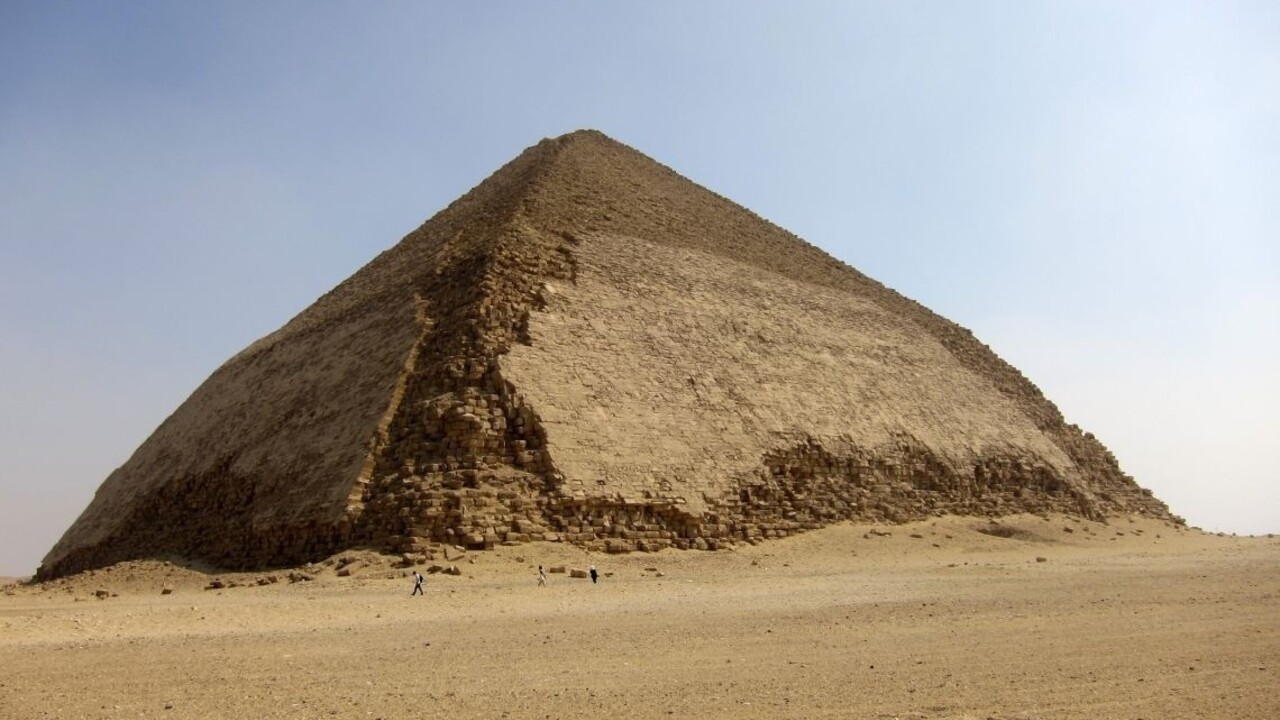 Egyptskí archeológovia objavili zvyšky doteraz neznámej pyramídy