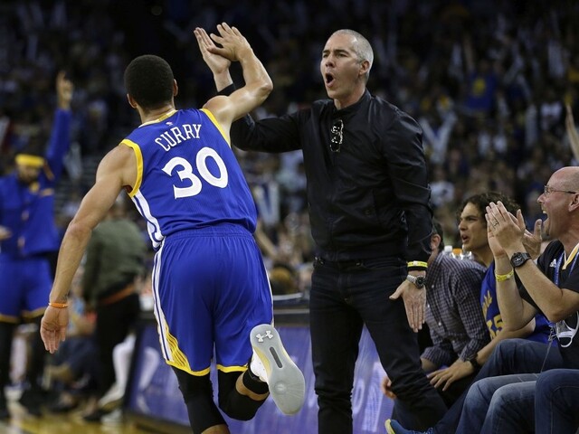NBA: Warriors si poradili s Washingtonom, zažiaril najmä Curry