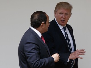Trump prijal egyptského prezidenta, ľudskoprávne organizácie majú obavy