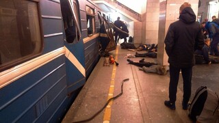 Výbuch v petrohradskom metre má 14 obetí, z útoku podozrievajú Aziata
