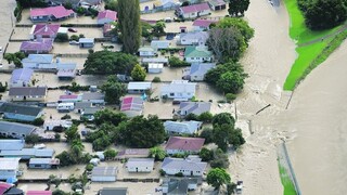 Nový Zéland postihli rekordné zrážky, tisíce ľudí evakuovali