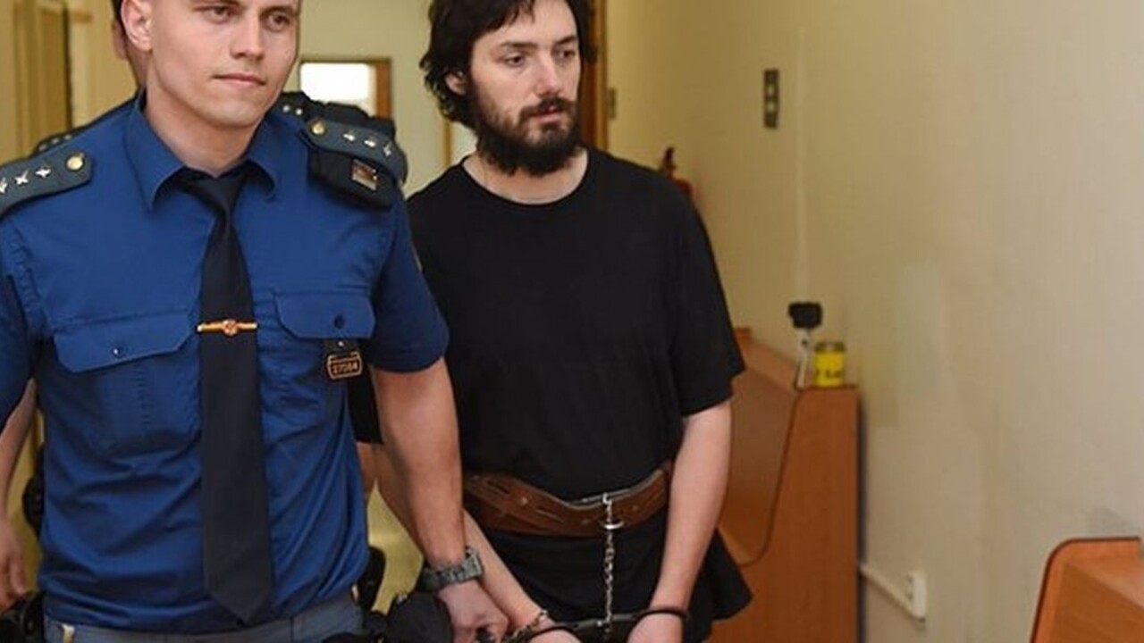 Recidivista uniesol české deti, držal ich v upravenej garáži