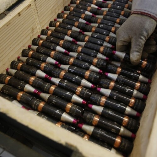 Debne s granátmi z armádneho skladu ukradli, potvrdili poslanci