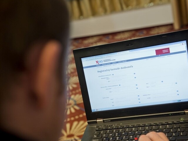 Finančná správa chce zaviesť e-kasu, má zabrániť daňovým únikom
