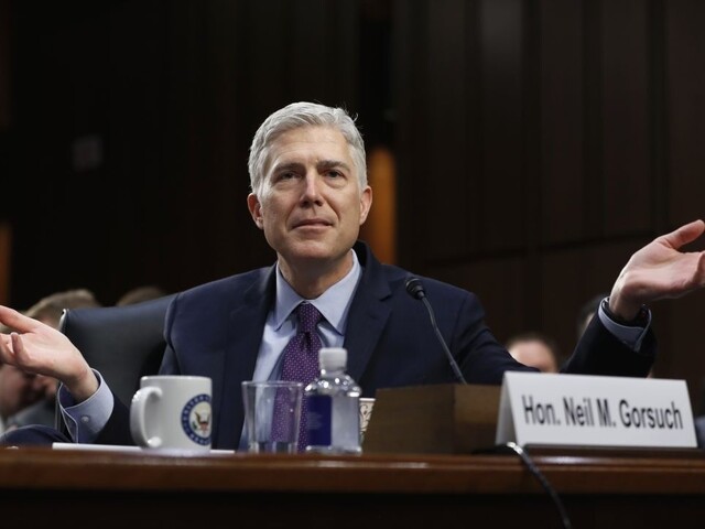 Námietky demokratom nepomohli. Gorsuch sa dostal na Najvyšší súd