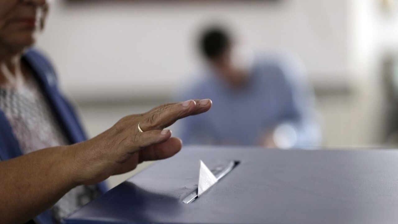 V referende o zmenách v Turecku hlasovala takmer polovica Turkov v exile