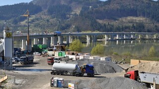 Nový úsek diaľnice D3 bude unikátom Európy, práce by mali finišovať v novembri