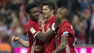 Bayern si poradil s Dortmundom, v zápase zažiaril Lewandowski
