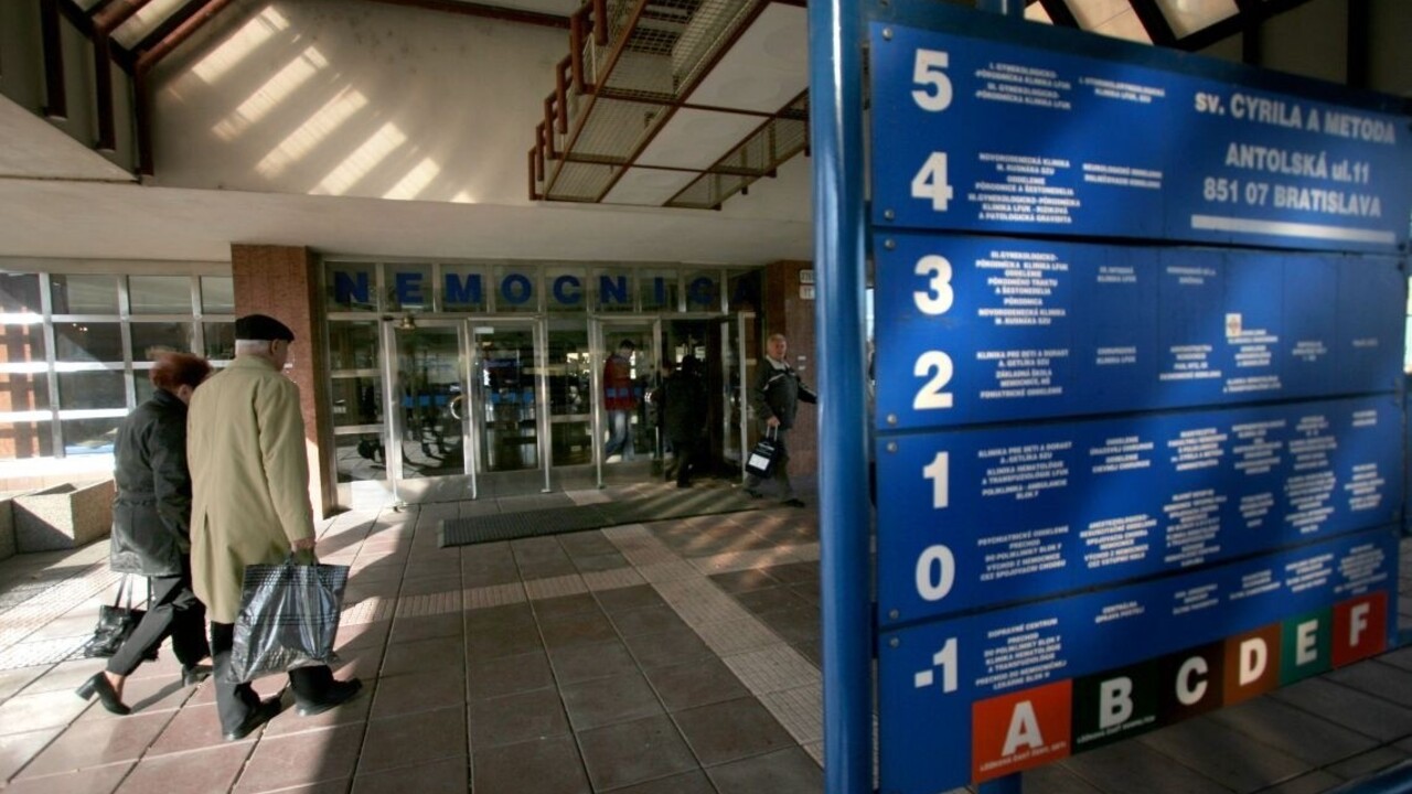 Prednosta bratislavskej chirurgie nafúkal, vo funkcii skončil