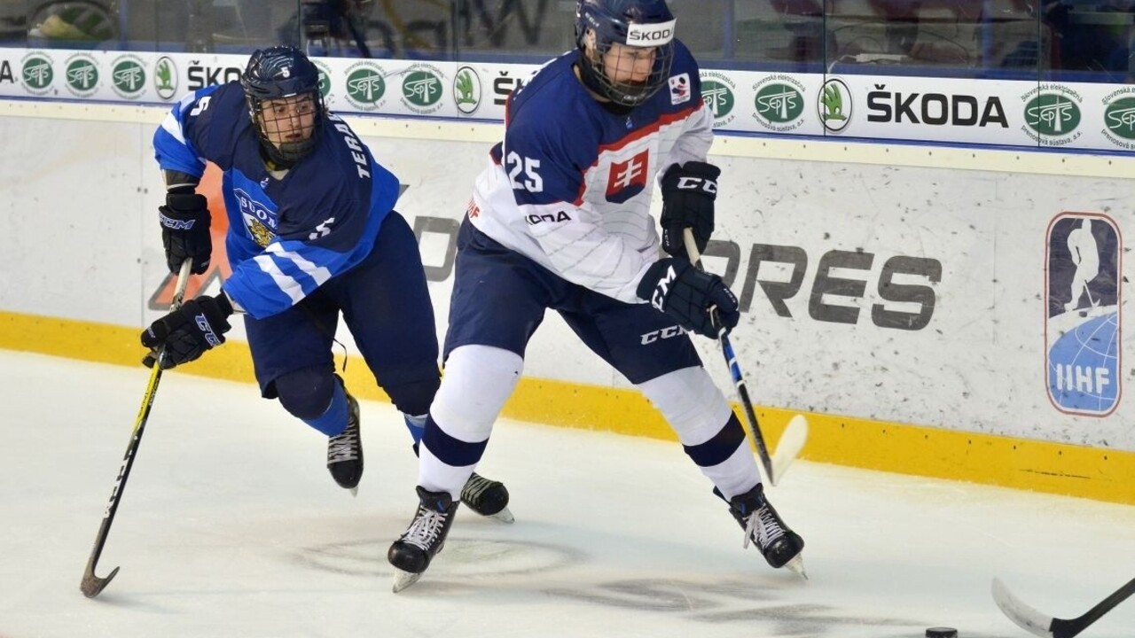 Slovenskí hokejisti do 18 rokov prehrali s Fínmi