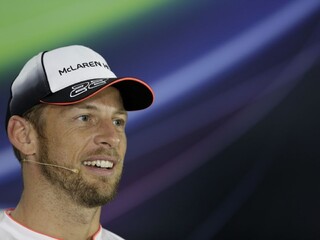 Button sa vráti do kolotoča F1, v Monaku zastúpi Alonsa