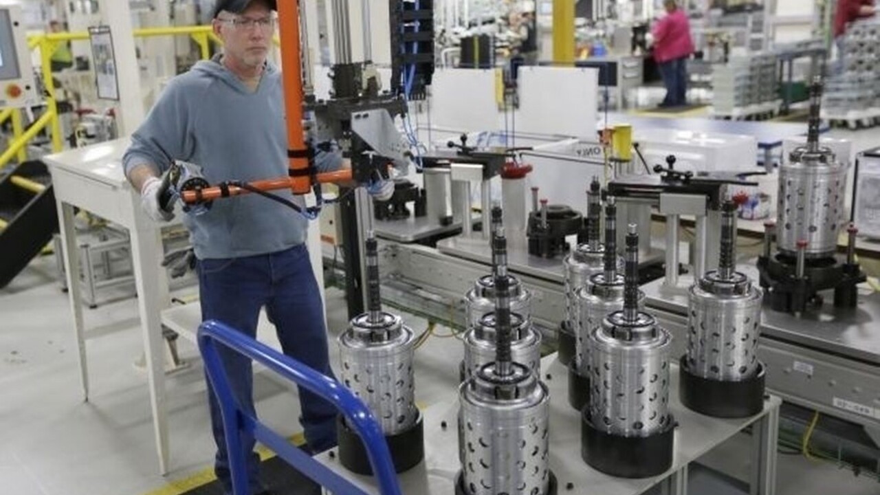 České firmy sa obávajú nedostatku ľudí, zvažujú nasadenie robotov