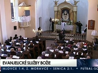 V evanjelickom kostole v Hlohovci sa konala slávnostná služba Božia