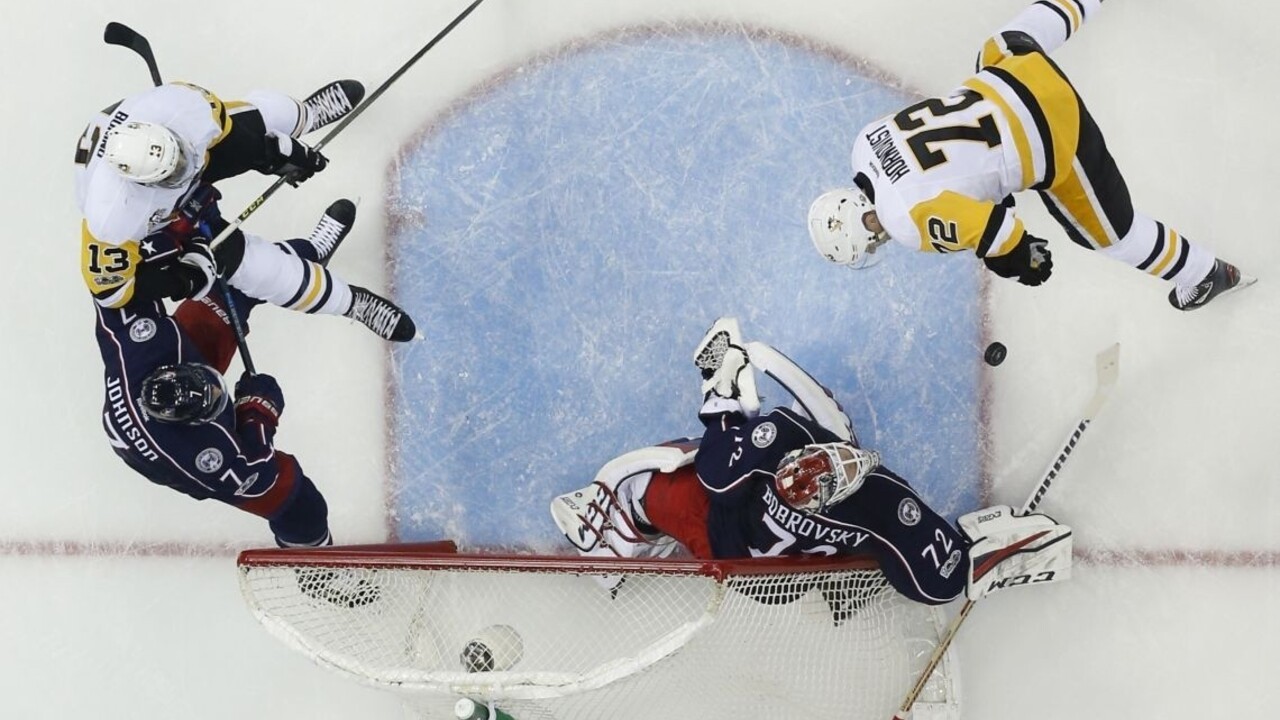 NHL: Pittsburgh a St. Louis krok od postupu, Montreal a Edmonton vedú