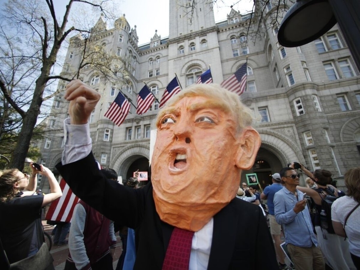 Trumpova imigračná politika môže USA ukrátiť o miliardy dolárov