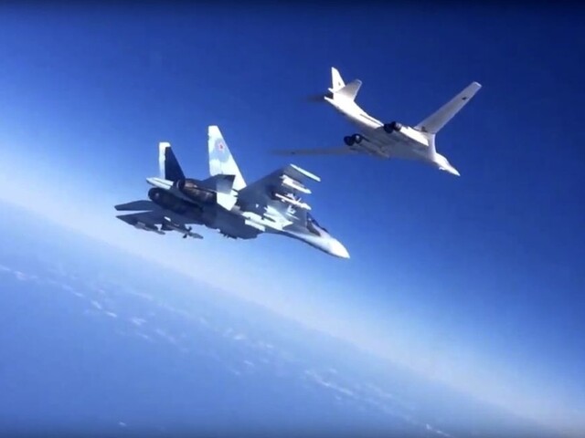 K dvom ruským bombardérom pri Aljaške vzlietli americké stíhačky