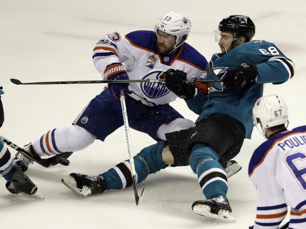 Sharks aj Rangers vyrovnali stav série, Columbus sa udržal v hre