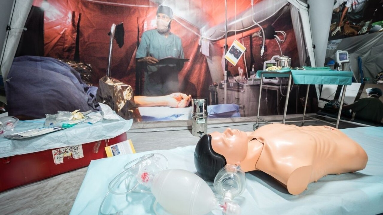 Fotogaléria: V centre Bratislavy vyrástla poľná nemocnica