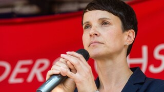 Nemeckých pravicových populistov do volieb nepovedie Petryová