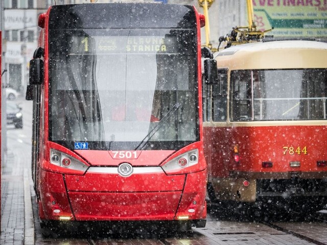 Bratislavské električky vozia ročne milióny ľudí. Staré trate však čaká modernizácia aj kvôli havarijnému stavu