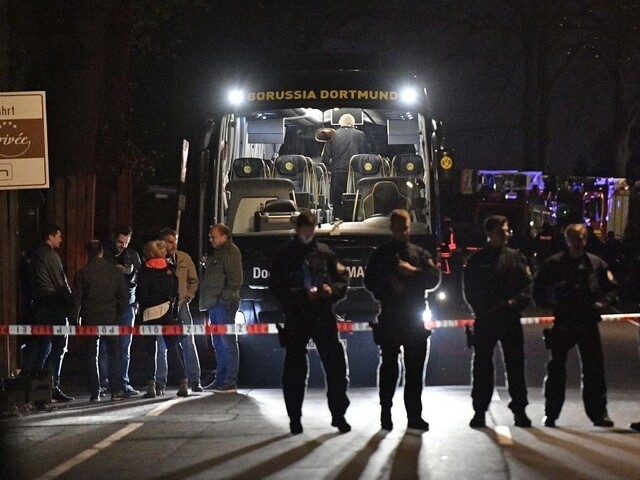Zatkli podozrivého z útoku v Dortmunde. Špekuloval s akciami