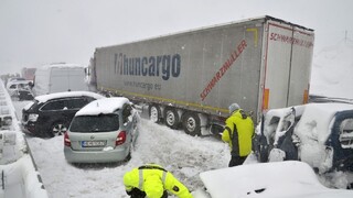 Úsek diaľnice pod Tatrami po hromadnej nehode opäť otvorili