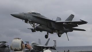 Ku Kórei smeruje lietadlová loď USA, má slúžiť ako varovanie