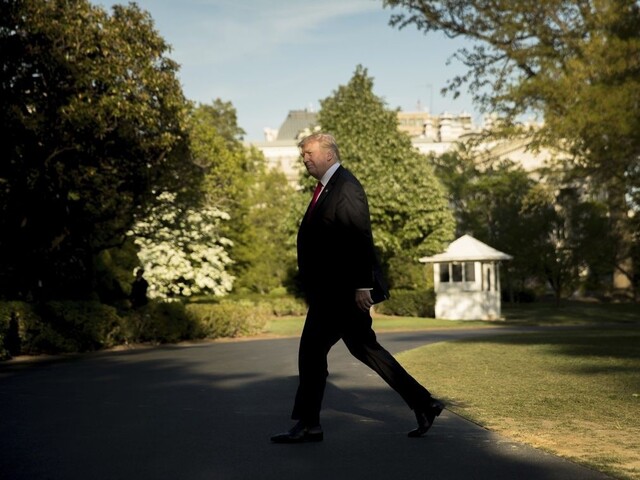 Trump chce hraničný múr. Rozpočet môže využiť ako rukojemníka