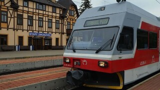 Na tatranskej trati je výluka, vlaky nahradia autobusy