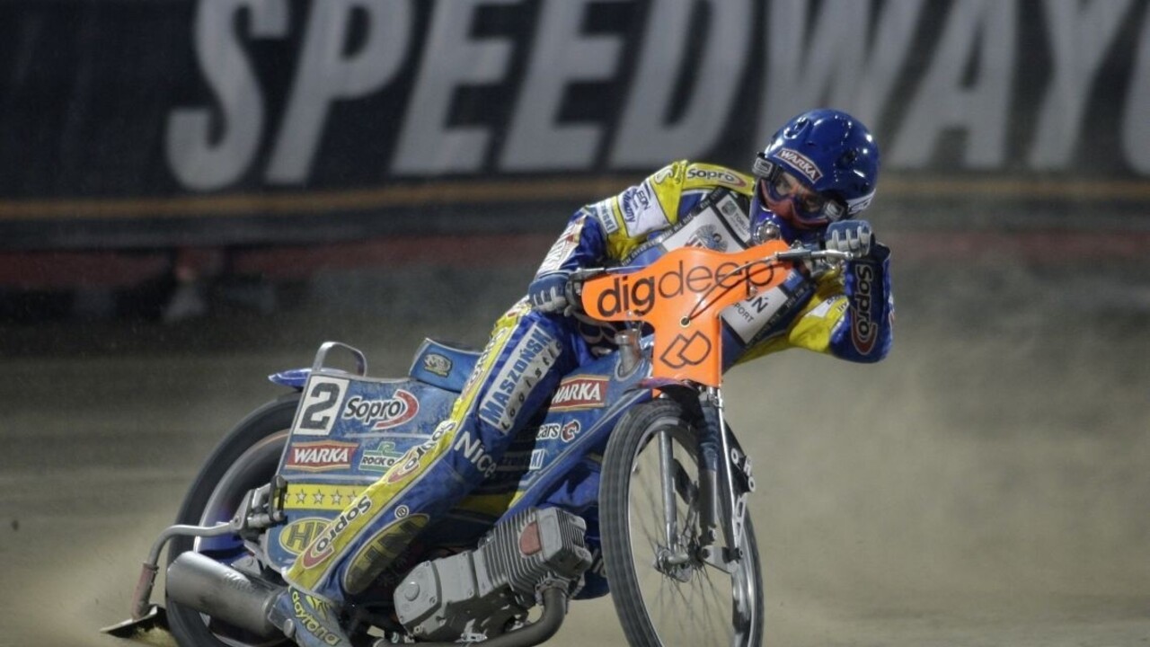 Bývalý majster sveta je v umelom spánku, zranil sa pri páde