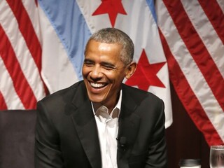 Obama prvýkrát od skončenia funkcie vystúpil na verejnosti