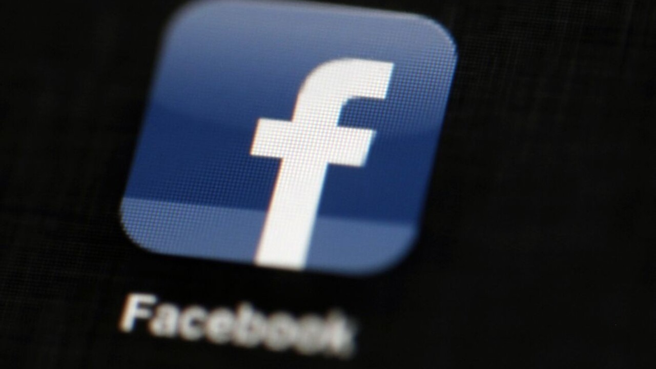 Matka chcela prístup k účtu mŕtvej dcéry, Facebook nesúhlasí