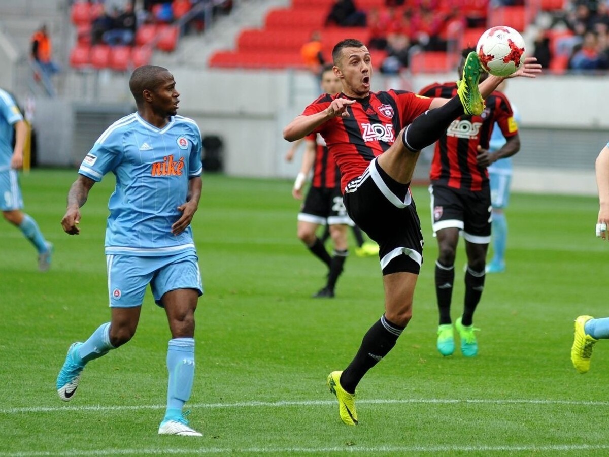 Slovan presvedčivo zdolal Trnavu, belasých poslal do vedenia Čavrič