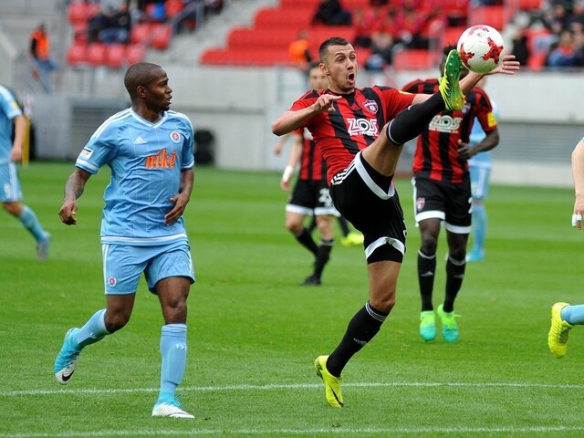 Slovan presvedčivo zdolal Trnavu, belasých poslal do vedenia Čavrič