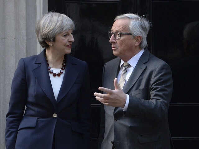 Mayová prijala Junckera, vyjasňovali si okolnosti Brexitu