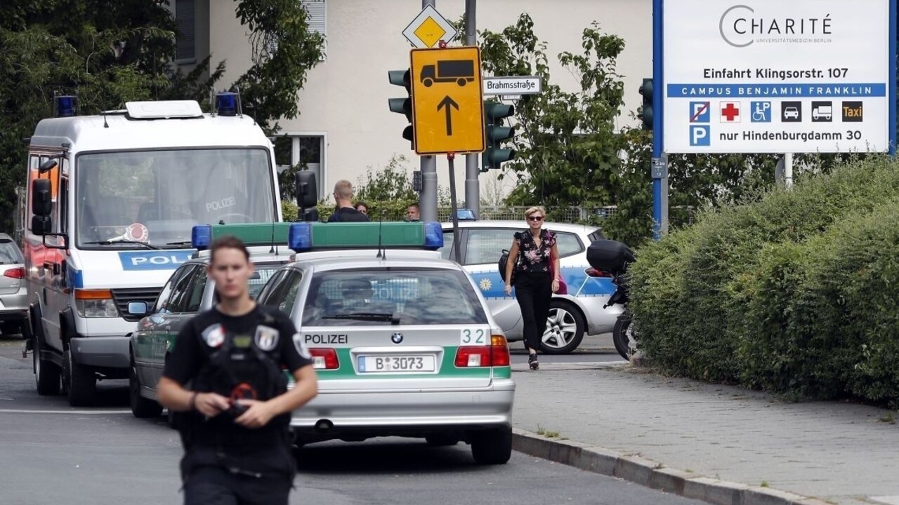 Ozbrojenec v Berlíne ohrozoval policajnú hliadku, postrelili ho