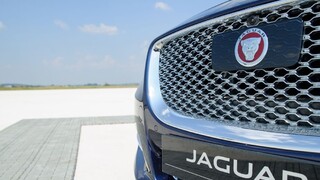 Jaguar spustil program pre stážistov, zamestná desiatky študentov