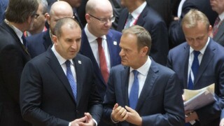 Lídri EÚ schválili usmernenia pre Brexit, dominujú práva občanov