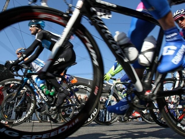 Vo 4. etape Okolo Romandie zvíťazil Yates, je lídrom celkového poradia