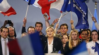Euro je podľa Le Penovej bremenom, ľuďom chce vrátiť frank