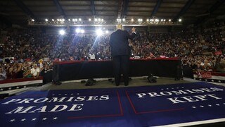 Vyzvali ho, aby ohodnotil Kima. Je to lišiak, vyhlásil Trump