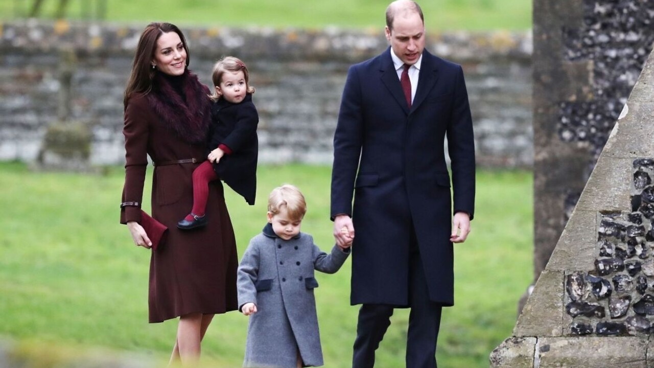 Britská princezná oslávi dva roky. Zverejnili narodeninovú snímku