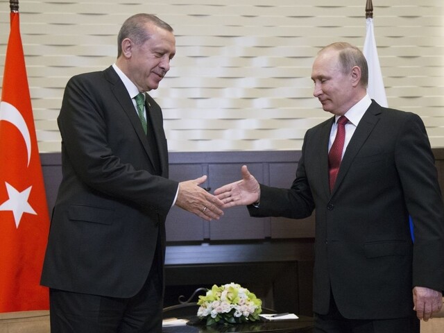 Putin rokoval s Erdoganom, po roztržke sú vzťahy krajín obnovené
