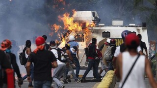 Venezuelčania opäť vyšli do ulíc. Vyjadrili protest proti zámeru prezidenta