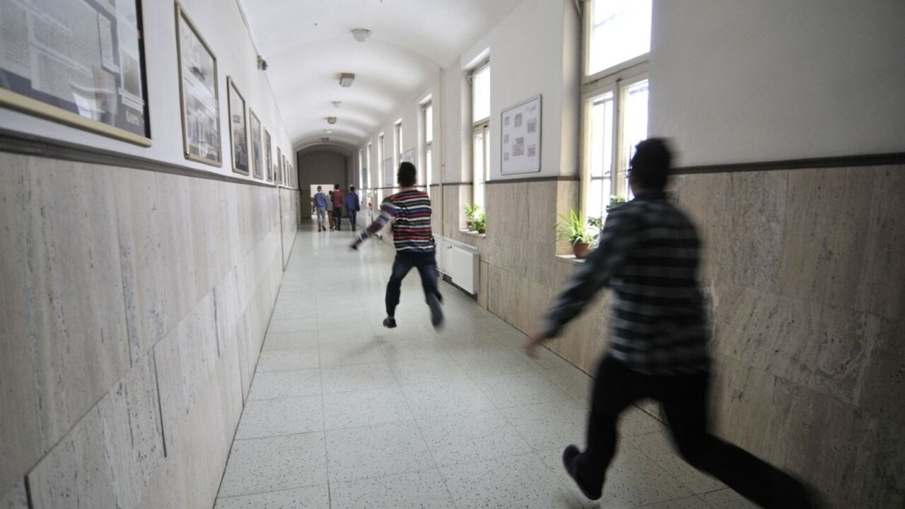 šikana 1140px (SITA/Tomáš Somr)